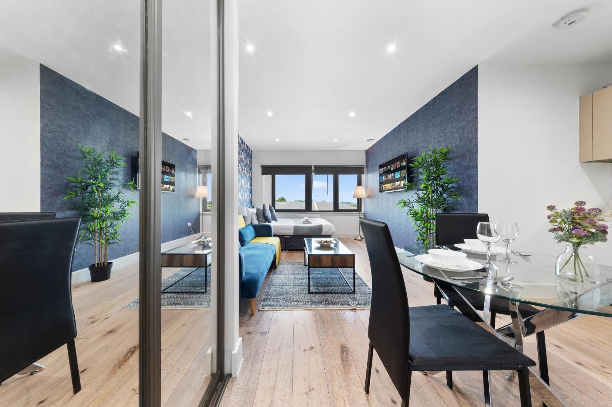 Modern One Bedroom Flat - Sleeps 5 -Near Heathrow - London Ub3 Exterior photo