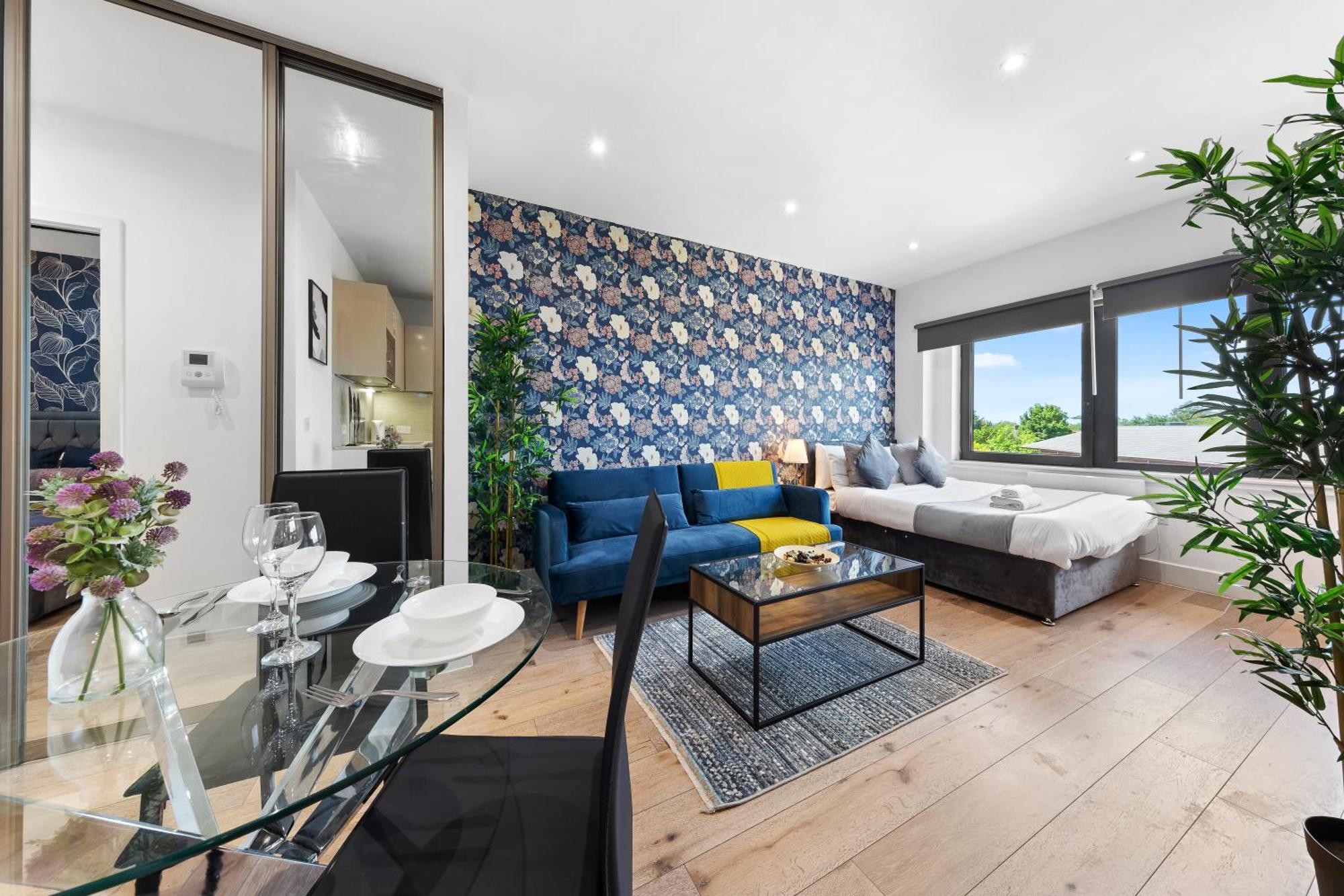 Modern One Bedroom Flat - Sleeps 5 -Near Heathrow - London Ub3 Exterior photo
