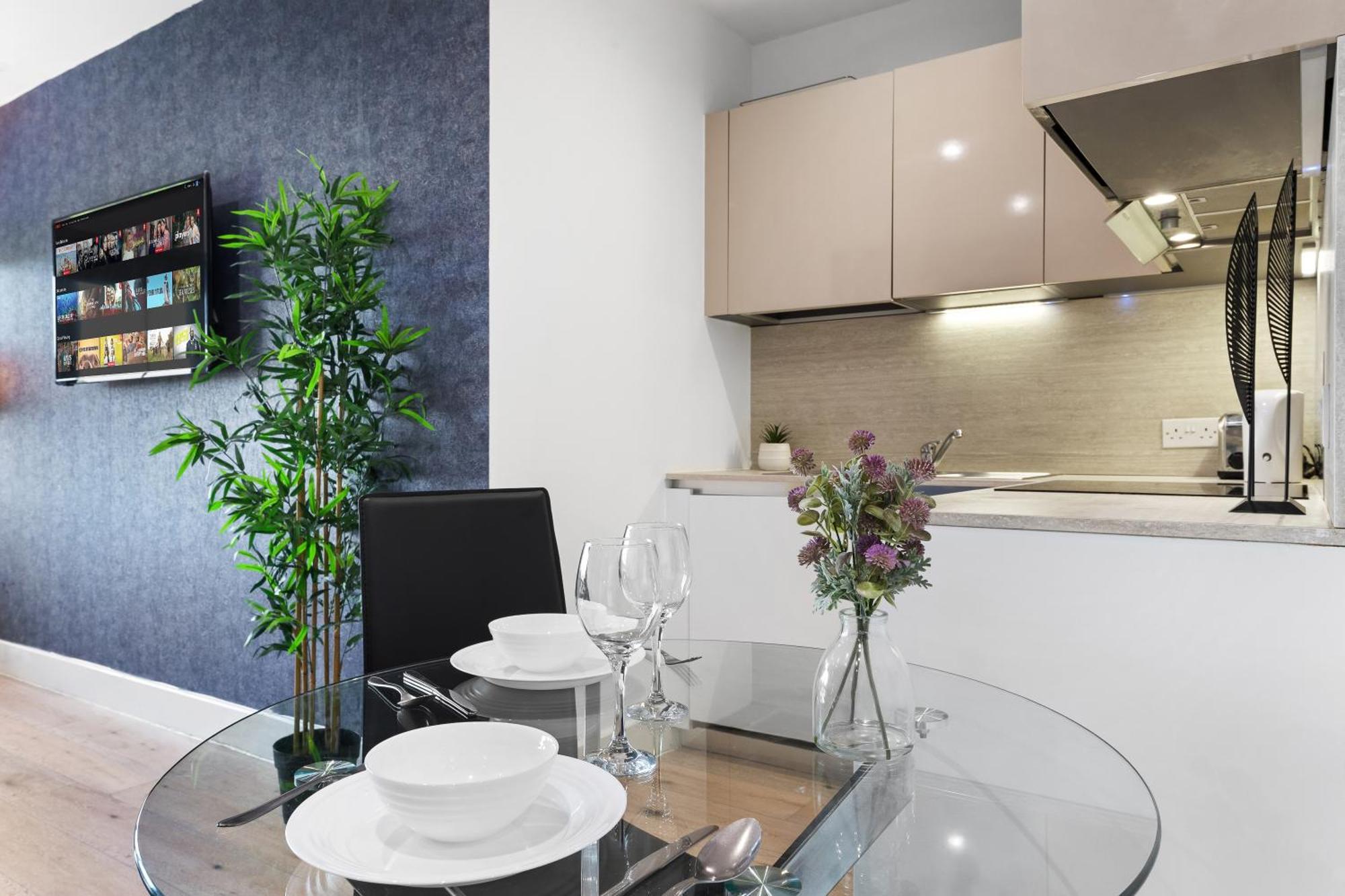 Modern One Bedroom Flat - Sleeps 5 -Near Heathrow - London Ub3 Exterior photo